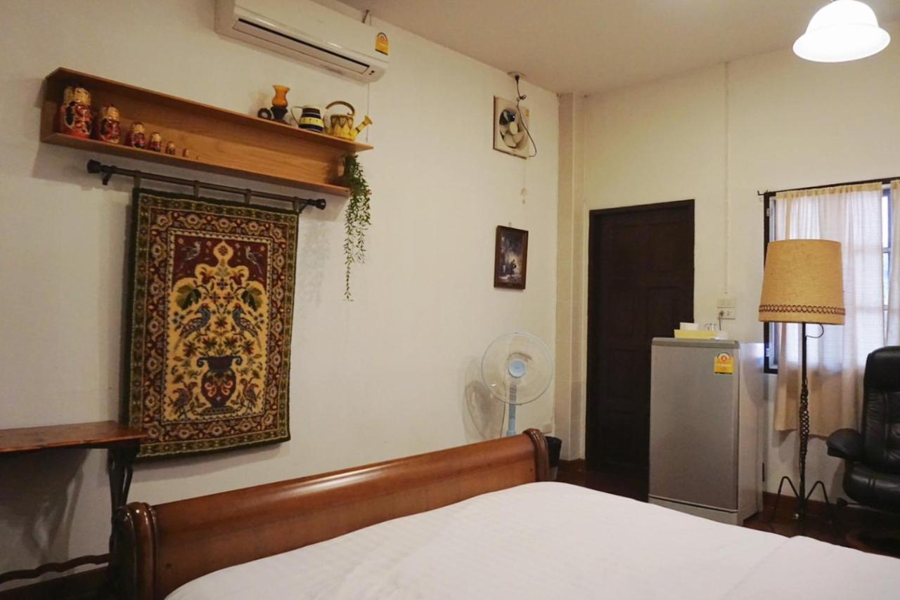 Manee Guesthouse And Record บ้านมานี Chiang Mai Eksteriør bilde