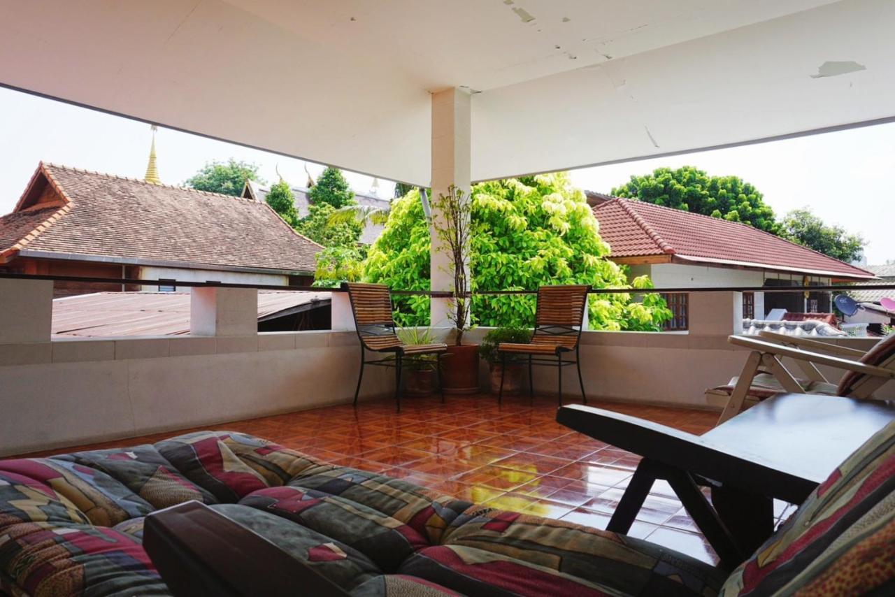 Manee Guesthouse And Record บ้านมานี Chiang Mai Eksteriør bilde