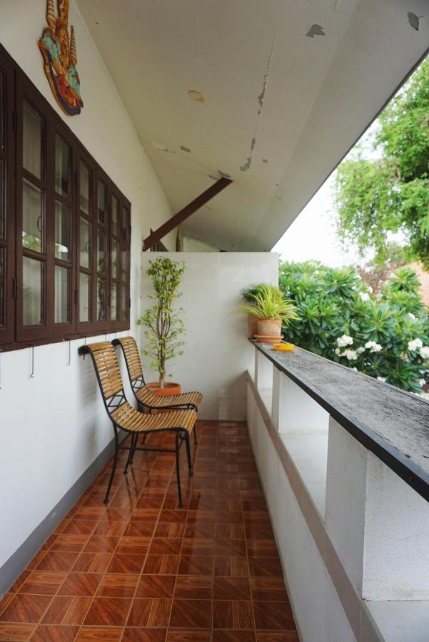 Manee Guesthouse And Record บ้านมานี Chiang Mai Eksteriør bilde